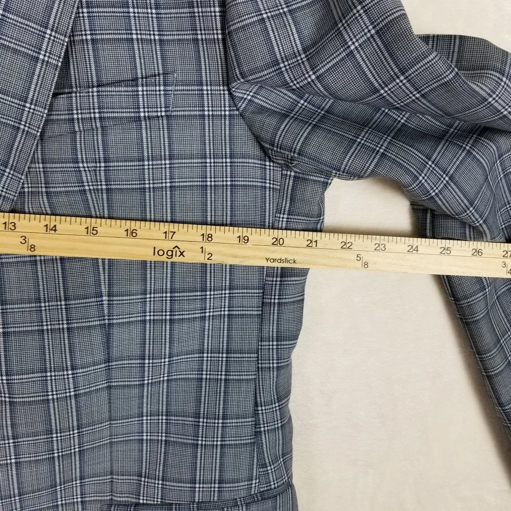 Hugo Boss Blazer Mens 42L Grey The James4 Plaid Virgin Wool Sport Coat